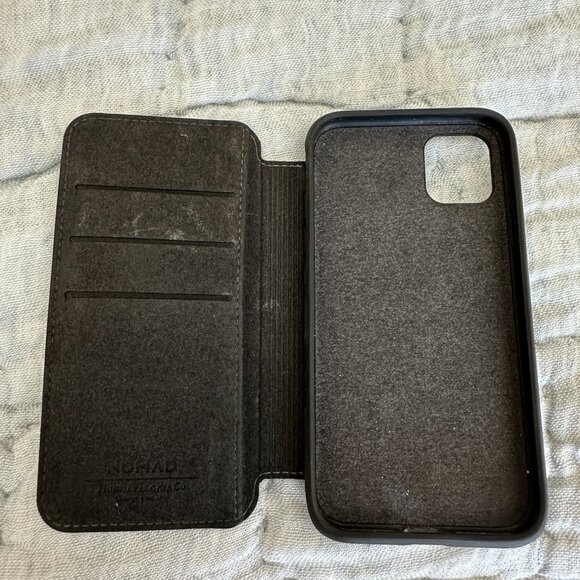 Nomad Rugged Folio Iphone 11 Case - Picture 2 of 3
